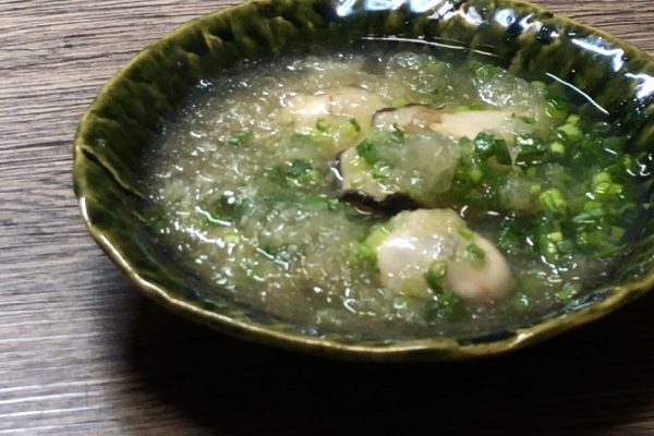 【牡蠣料理】身体の温まる冬の味覚”牡蠣と大根おろしの葛煮あんかけ”